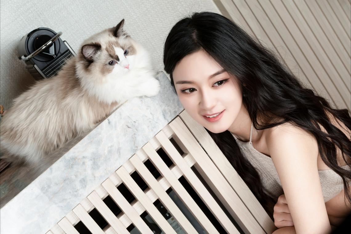 久久久精品影视一区二区-日韩亚洲免费在线视频-国产午夜精品一区二区三-国产高清精品在线观看_无码aⅴ免费中文字幕久久-日韩中文字幕亚洲国产-亚洲精品国产精华液-欧美va放荡人妇大片|沿着边境看中国 七十华章耀天山丨布茹玛汗·毛勒朵：刻在石头上的忠诚